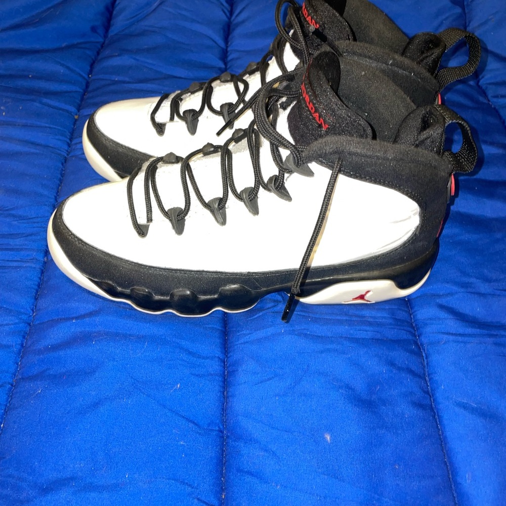 Nike Air Jordan 9 Retro Space Jam 2016